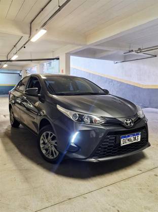 TOYOTA YARIS 1.5 16V FLEX SEDAN XS CONNECT MULTIDRIVE